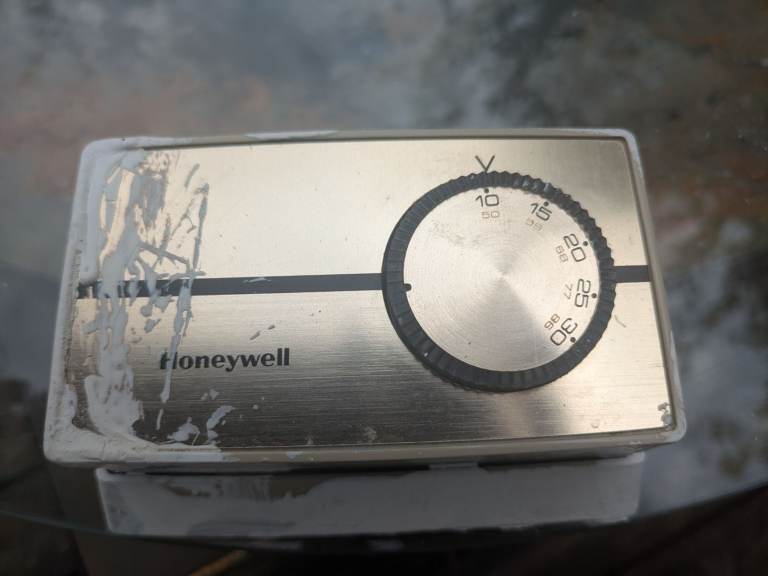 Honeywell GCH thermostat and programmer.  Can deliver