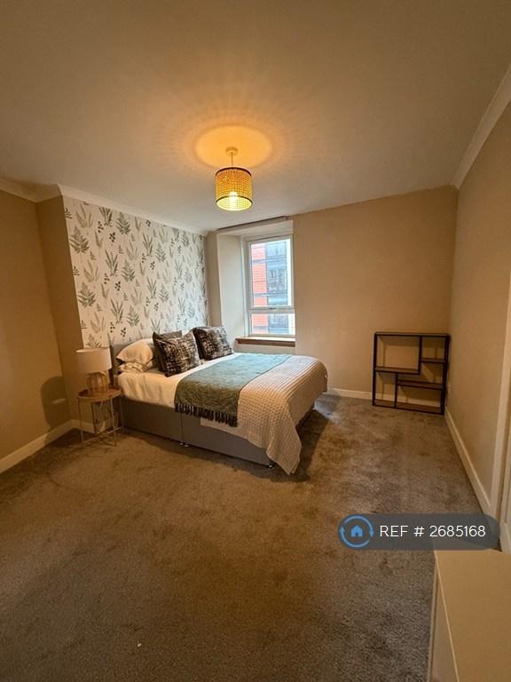 2 bedroom flat in Hastie Street, Glasgow, G3 (2 bed) (#2685168)