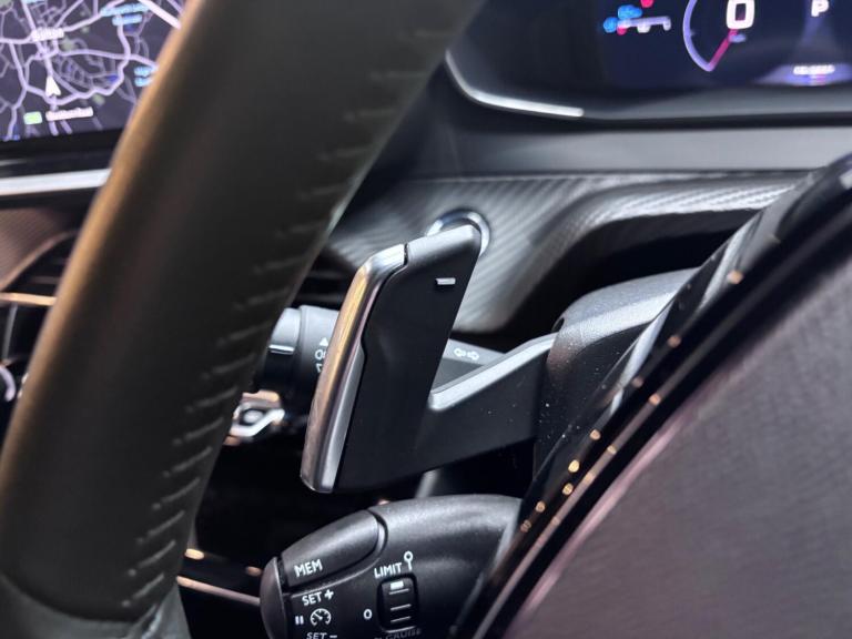  Peugeot 2008 1.2 PureTech Allure EAT Euro 6 (s/s) 5dr Petrol Automatic