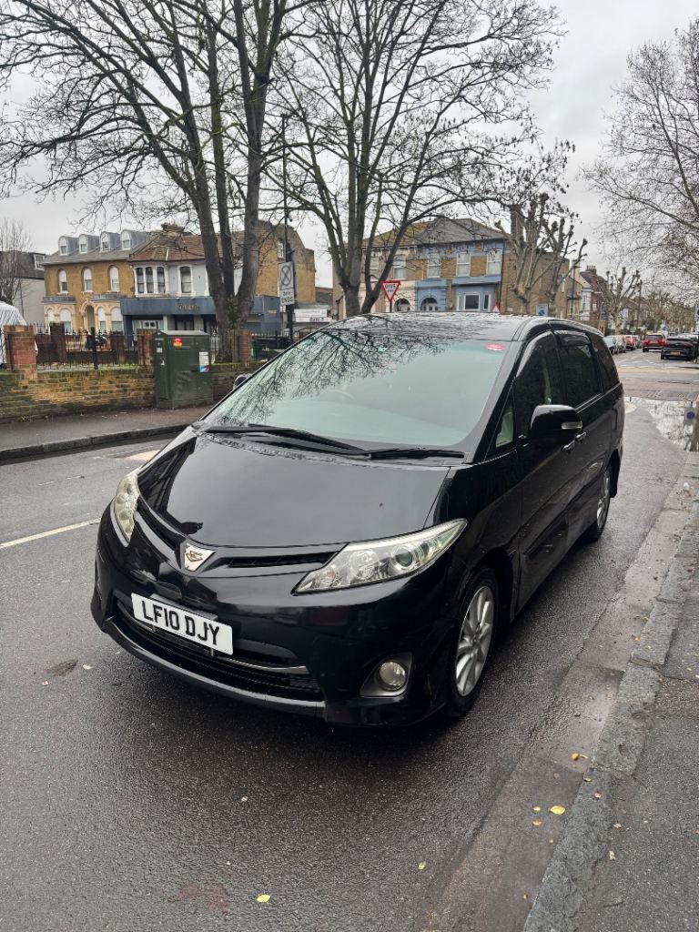 Toyota, 2010, 2360 (cc) automatic 10 months mot Hpi clear 