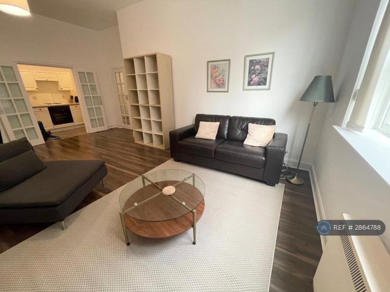 1 bedroom flat in Wilson Street, Glasgow, G1 (1 bed) (#2864788)