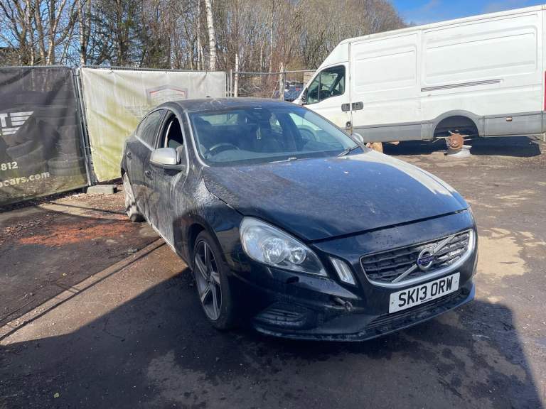 Volvo S60 D2 1.6D 8v 2013 FOR BREAKING