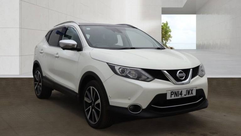 2014 Nissan Qashqai 1.5 dCi Tekna SUV 5dr Diesel Manual 2WD Euro 5 (s/s) (110 ps) HATCHBACK Diese...