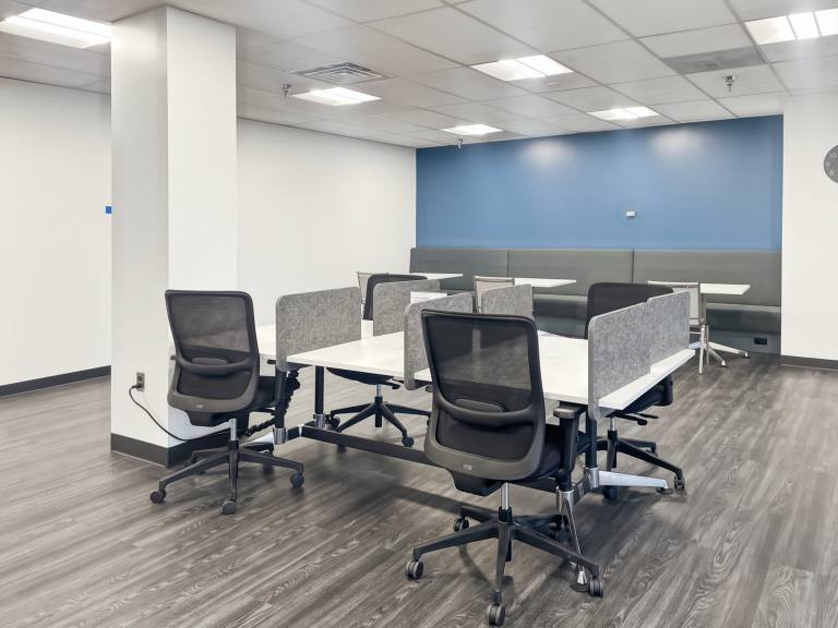 Halesowen - DY9 9JH \ Coworking Space Available - Start Anytime