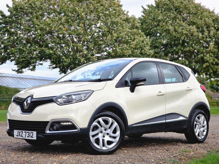 2016 Renault Captur 1.2 TCe ENERGY Dynamique Nav Auto Euro 6 (s/s) 5dr HATCHBACK Petrol Automatic