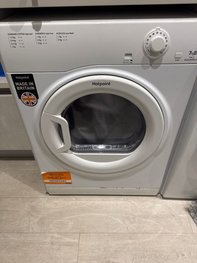 Hotpoint Aquarius 8kg vented tumble dryer 