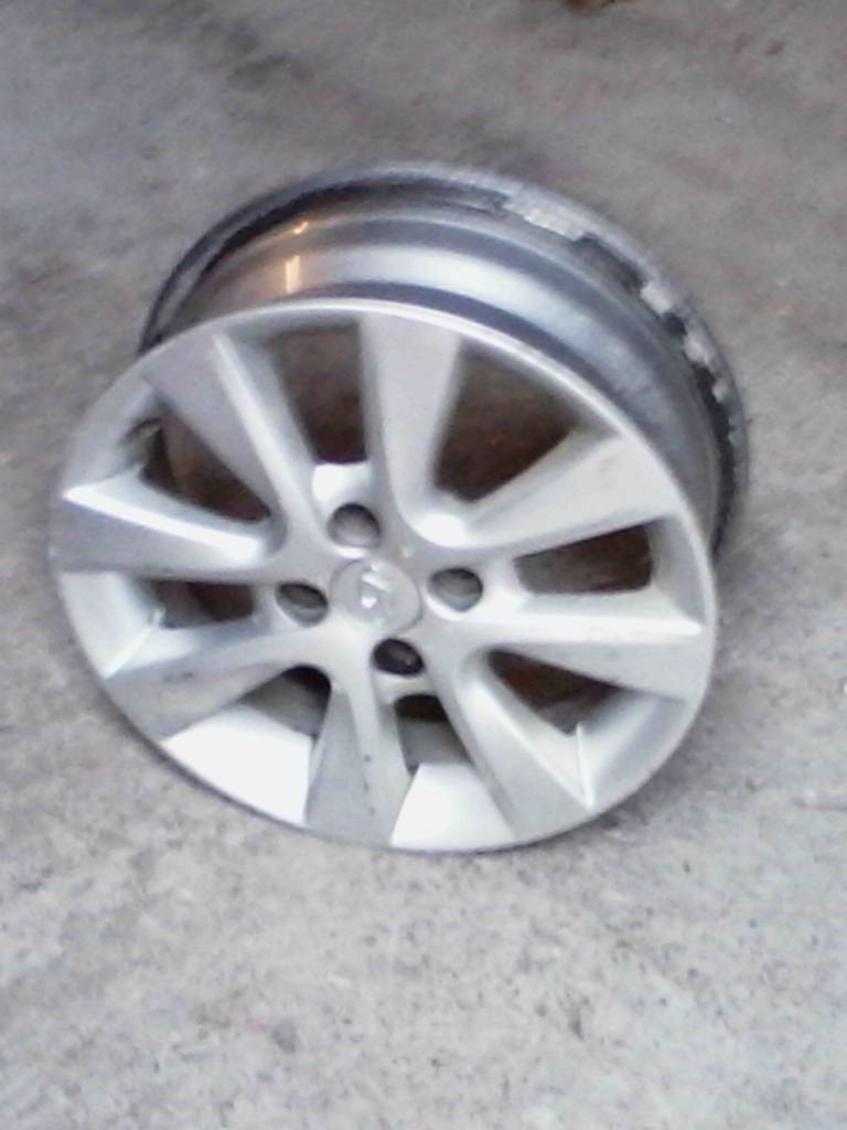 Hyundai I20 15'' alloy wheels, no tyres