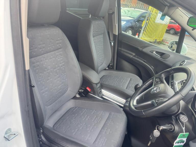 2014 Vauxhall Meriva 1.4T 16V SE 5dr MPV PETROL Manual