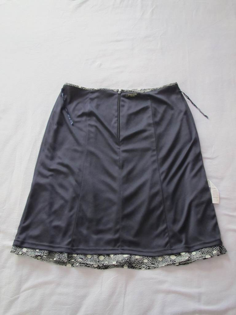 Ladies skirt by PRECIS PETITE Fully Lined UK Size 14 W 32"