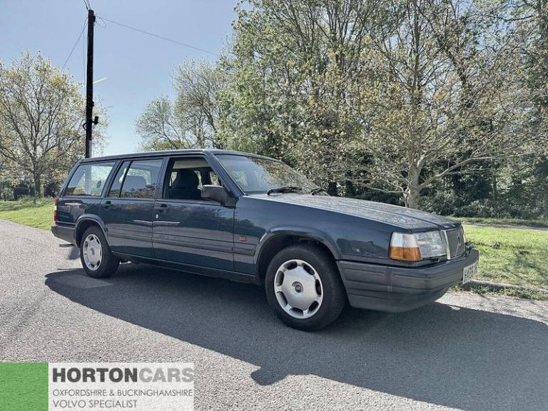 1992 Volvo 900 Series 2.0 SE 5dr Estate Petrol Manual