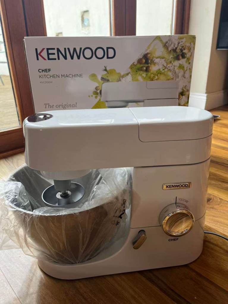 Brand New Kenwood Chef Kitchen Machine – Unused, Tested & Repacked – Boxed