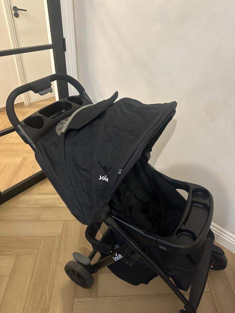 Joie Muze LX black travel pushchair