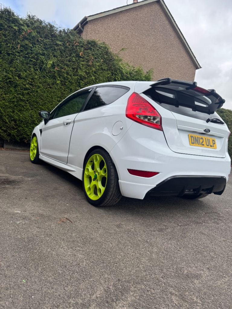 Ford, FIESTA, Hatchback, 2012, Manual, 1596 (cc), 3 doors