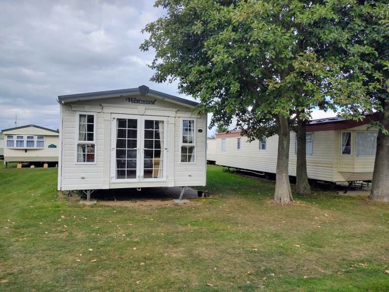 ABI Westwood   40 x 13