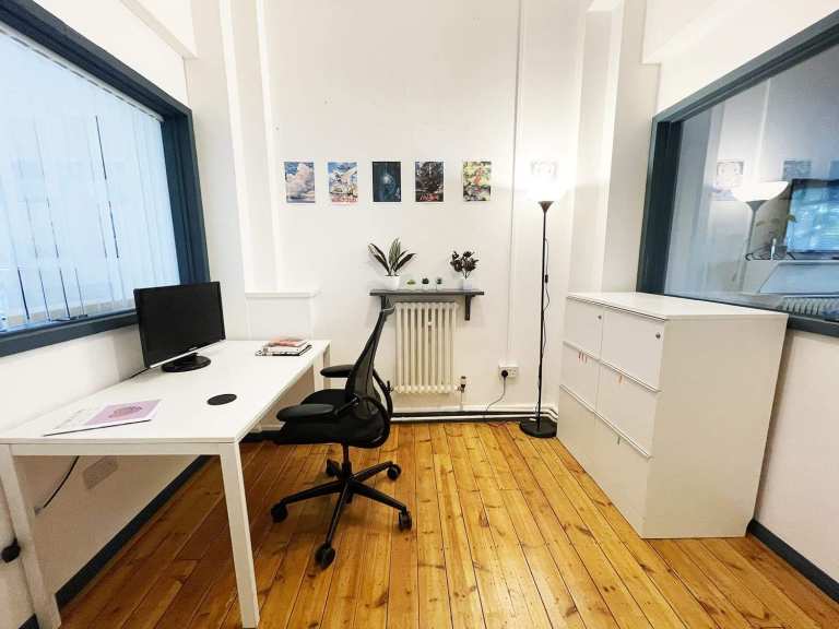 Office | Creative Space | Artist Studio | Workspace | Beauty Room in Tower Hamlets East London E3