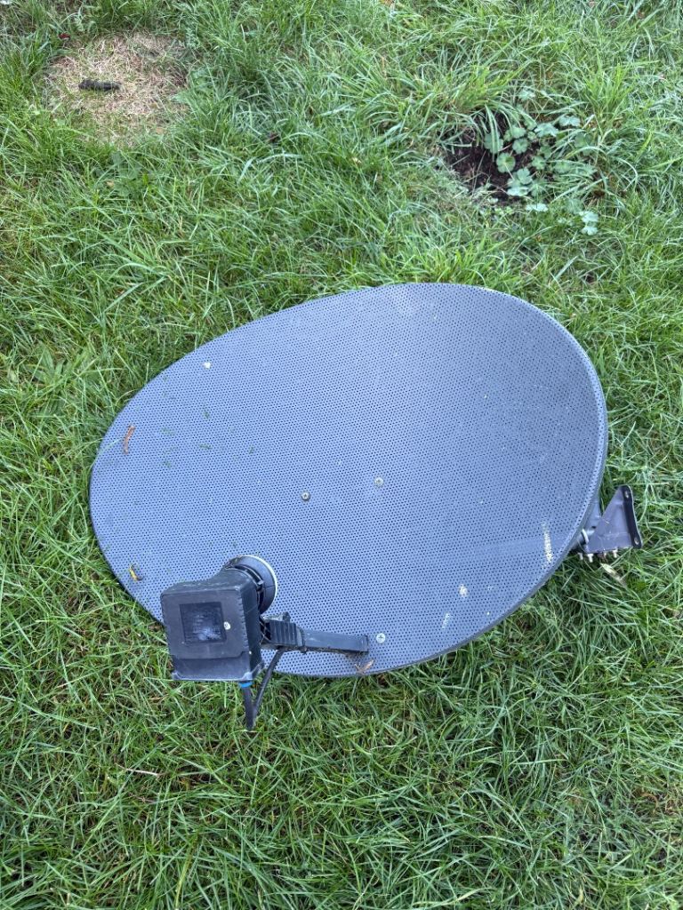 Satellite Dish – Good Condition