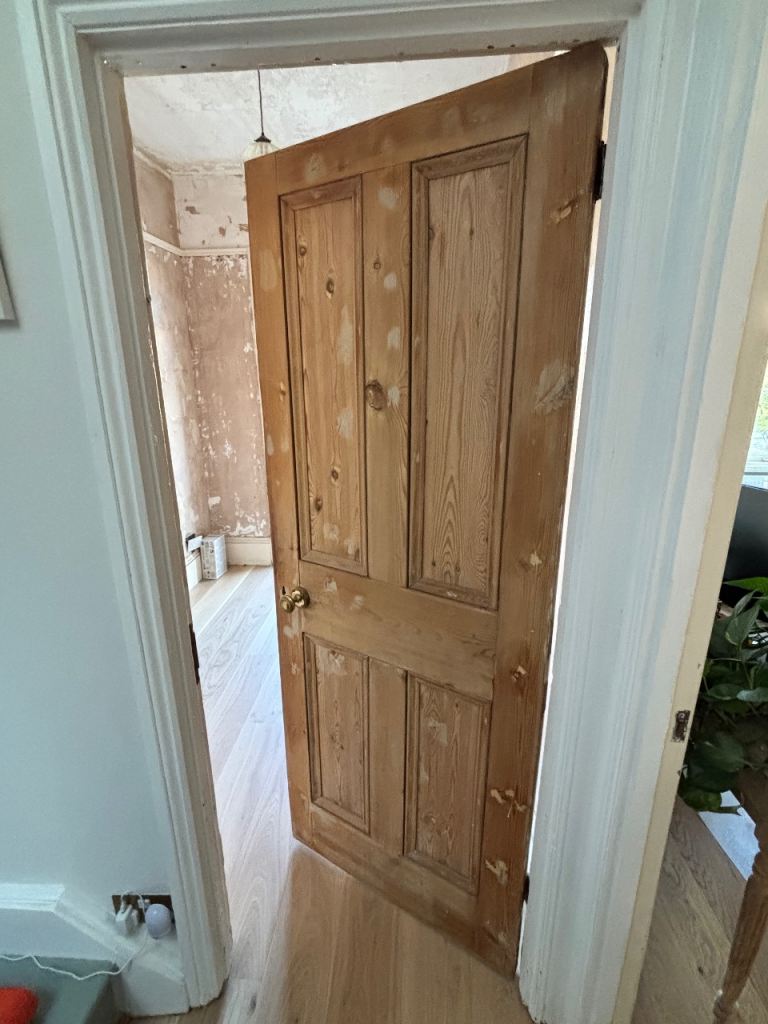 Antique Pine Internal Door – 755 x 1947