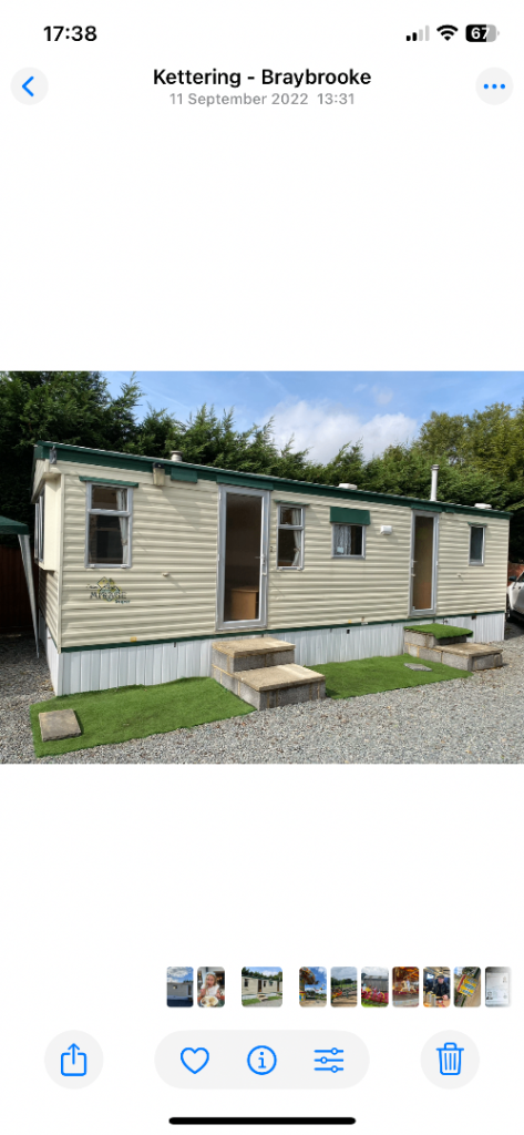 Mobile home 2 bedroom on private site