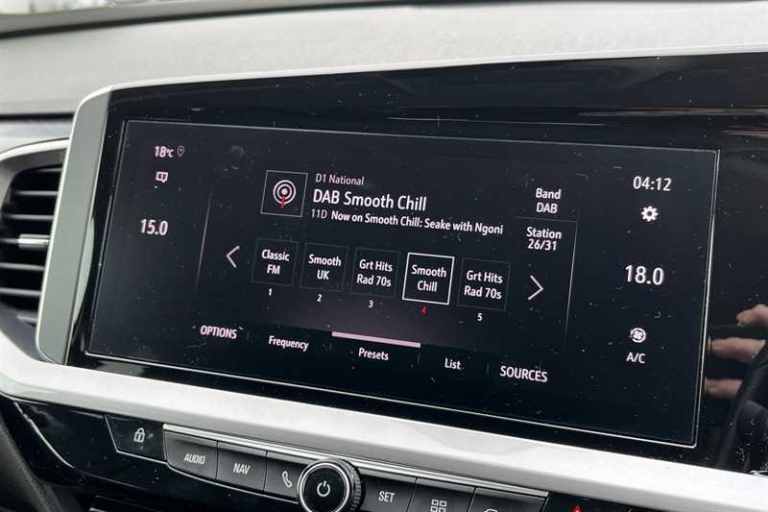 2023 Vauxhall Grandland 1.2 Turbo Ultimate 5dr Auto HATCHBACK PETROL Automatic