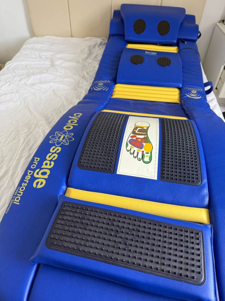 Cyclo-ssage Massage mattress