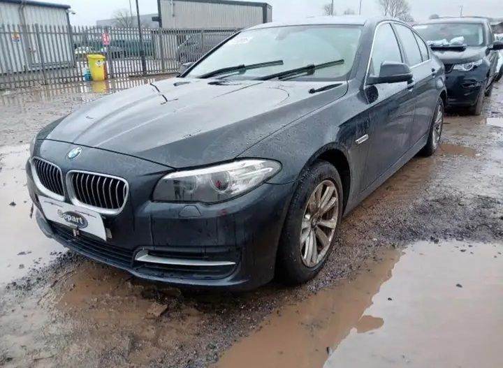 BMW 520d 2.0 b47d20 8 speed automatic breaking for spares