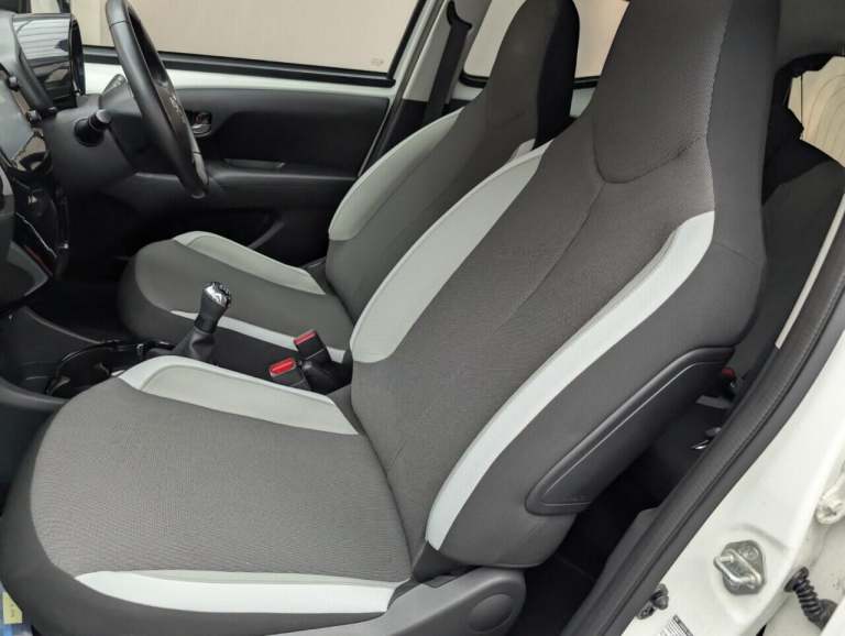 2018 Toyota AYGO 1.0 VVT-i x-press Hatchback 5dr Petrol Manual Euro 6 (68 ps) - REVERSE CAM  HATC...