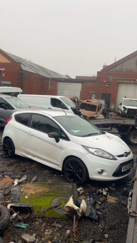 Mk7 Ford fiesta breaking 
