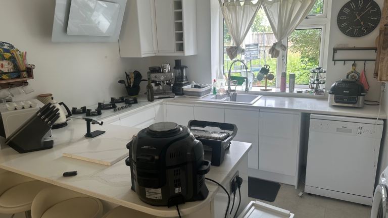 Complete Modern Kitchen for Sale – Cabinets, Worktops, Island & Appliances