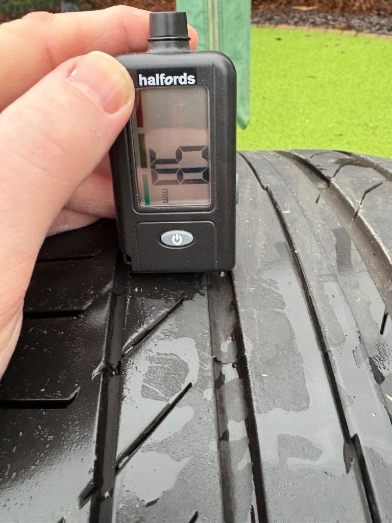 Continental Sport Contact 5 255/35 R19