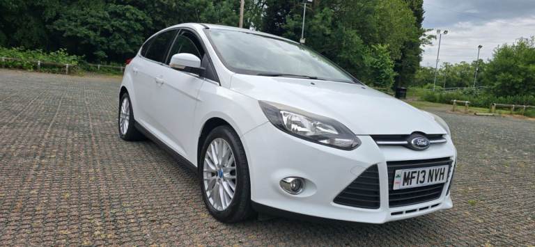 Ford, FOCUS, Hatchback, 2013, Manual, 998 (cc), 5 doors