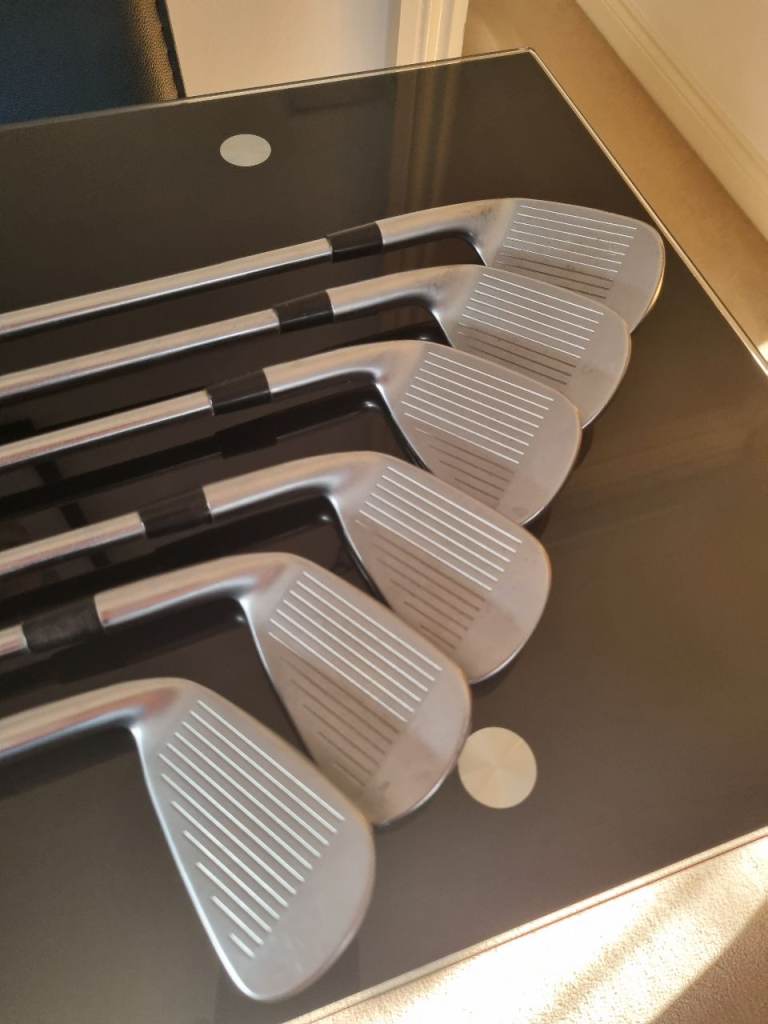 Mizuno JPX 921 Hot Metal Irons