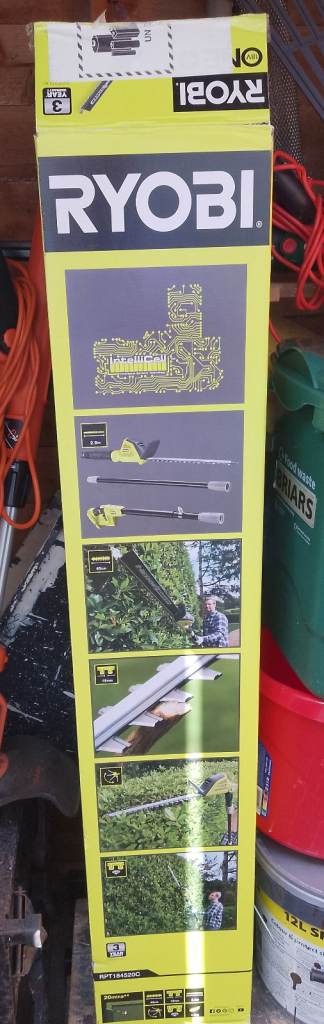 RYOBI Hedge trimmer