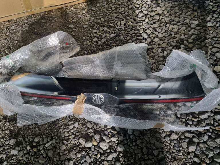 MG4 BOOT LIGHT CENTER LAMP