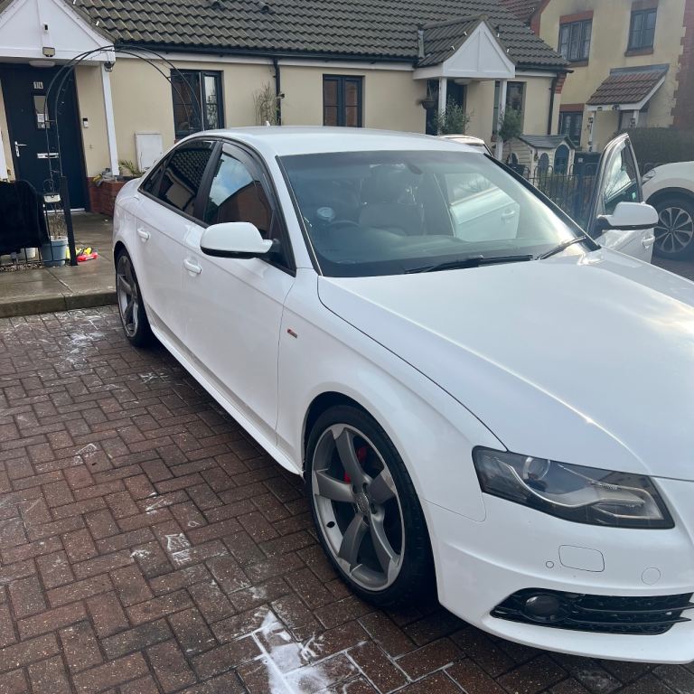 Audi, A4, Saloon, 2011, Semi-Auto, 1968 (cc), 4 doors