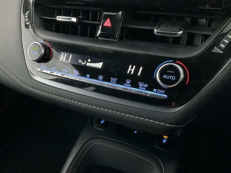 2021 Suzuki Swace 1.8h SZ5 Estate 5dr Petrol Hybrid CVT Euro 6 (s/s) (122 ps) - HEATED SEATS  Est...