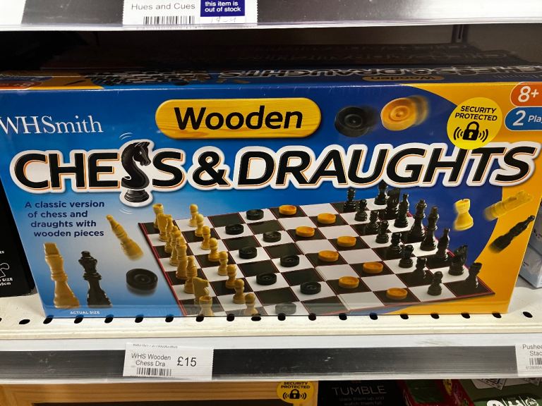Chess set wanted
