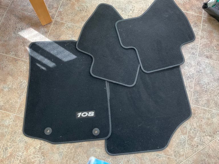 Peugeot 108 car mats