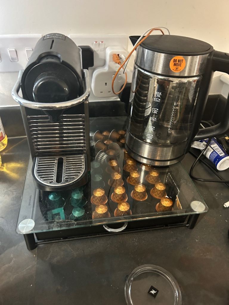 Nespresso, pod case and ~70 pods