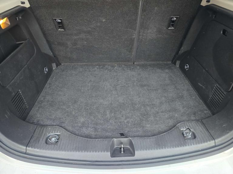 2018 Vauxhall Mokka X 1.4T ecoTEC Elite 5dr HATCHBACK PETROL Manual