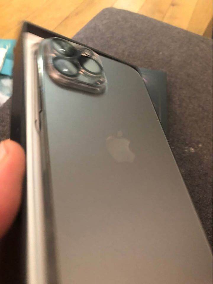 iPhone 13 ProMax unlocked 128gb %90 BH