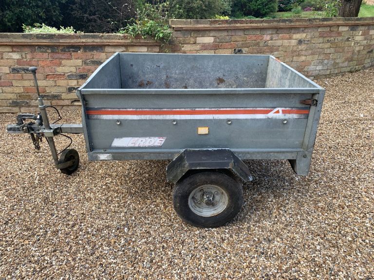 Erde 121 Trailer