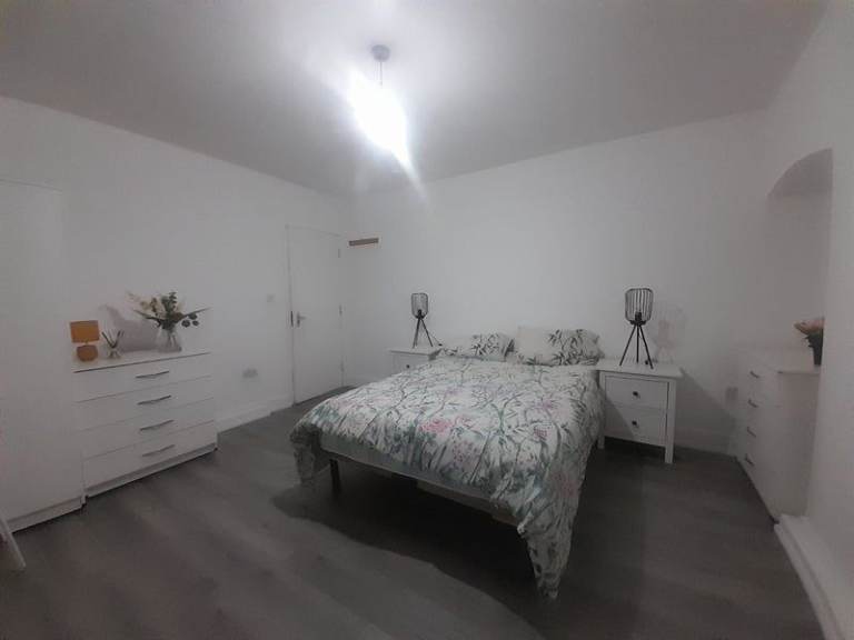 👌Only 1 Room Left In A Beautiful House don't miss chance available now!!👌