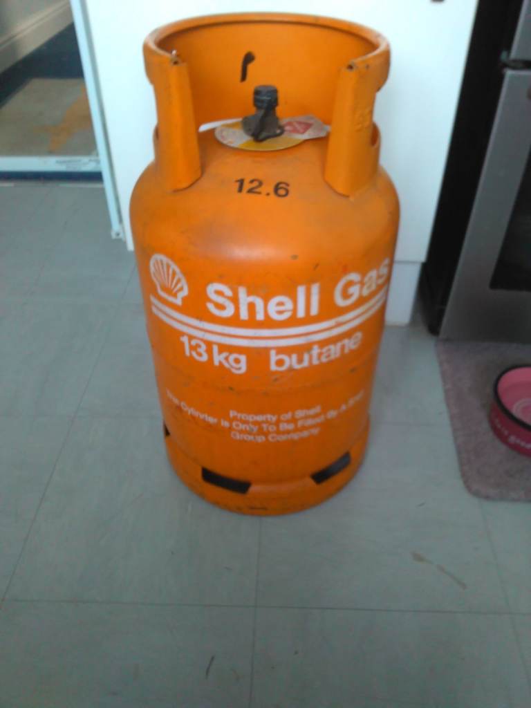 Gas Bottle, (FULL) No Text PLease, Butane, Shell 13kg, will fit Calor Gas bottle Regulators etc