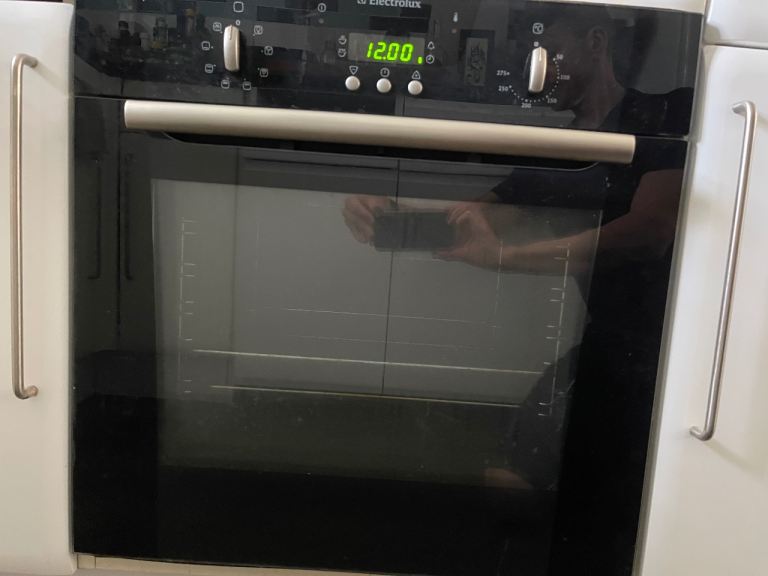 Electrolux integrated oven EOB6632K