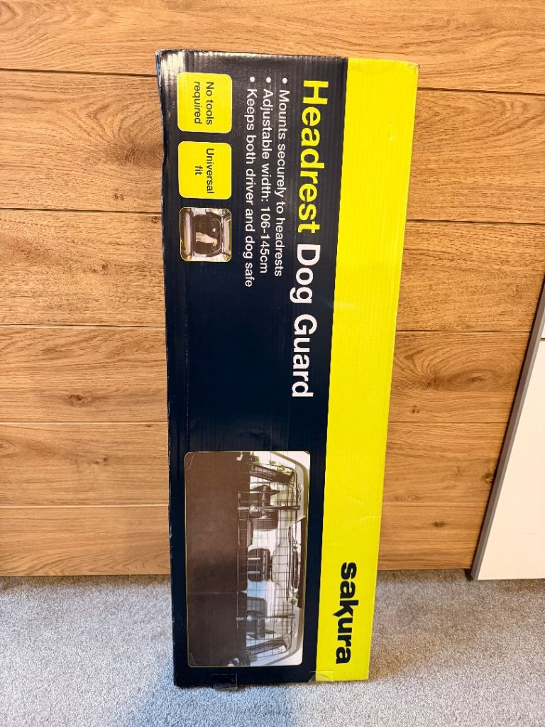 SAKURA Headrest Dog Guard