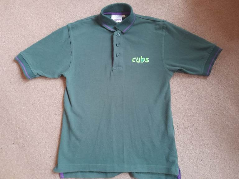 Cub uniform t'shirt, size 28