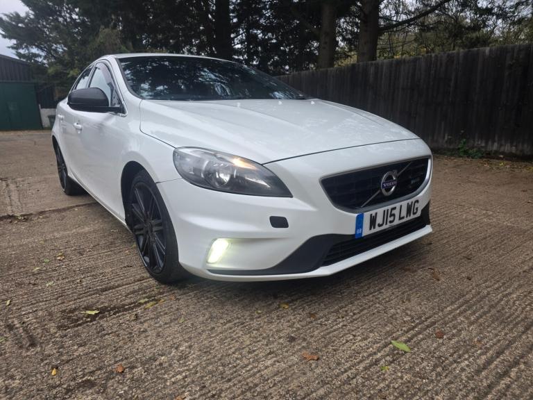 2015 Volvo V40 D4 [190] R DESIGN 5dr HATCHBACK Diesel Manual