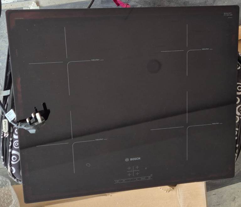 Bosch Black Induction Hob - PUE611BF1B Model