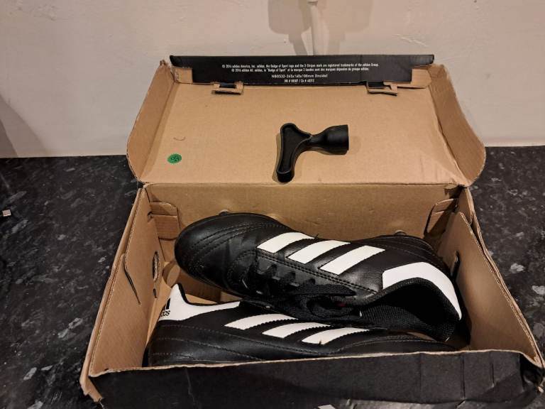 Kids football boots