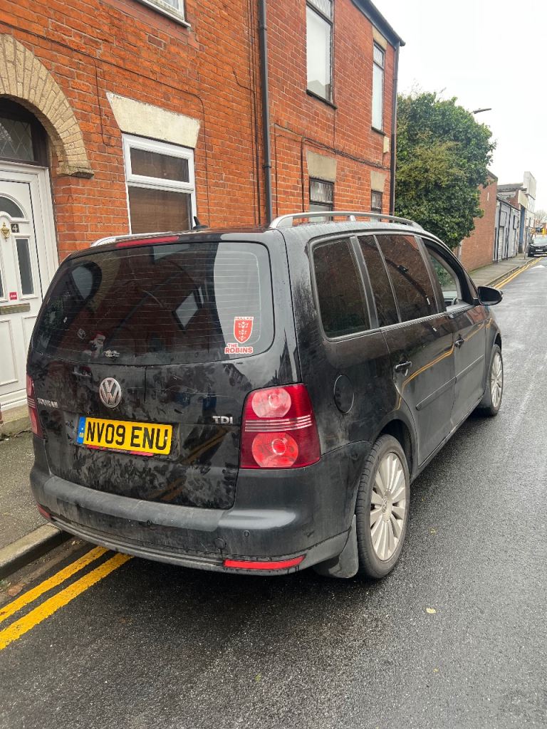 Volkswagen, TOURAN, MPV, 2009, Manual, 1896 (cc), 5 doors